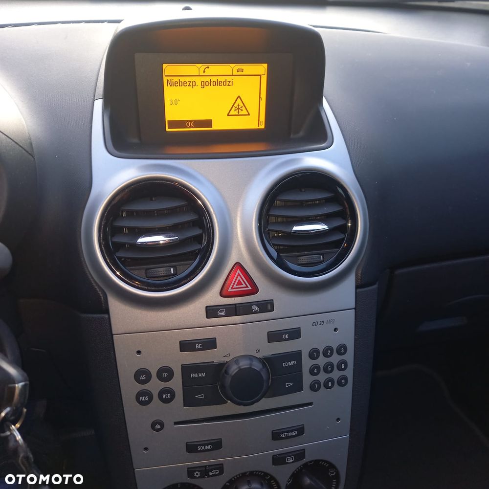 Opel Corsa 1.0 12V Essentia - 6