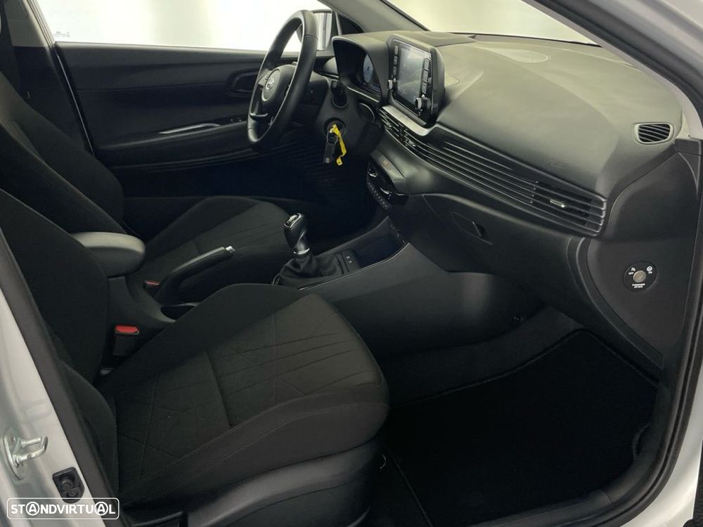 Hyundai Bayon 1.0 T-GDI Premium - 22