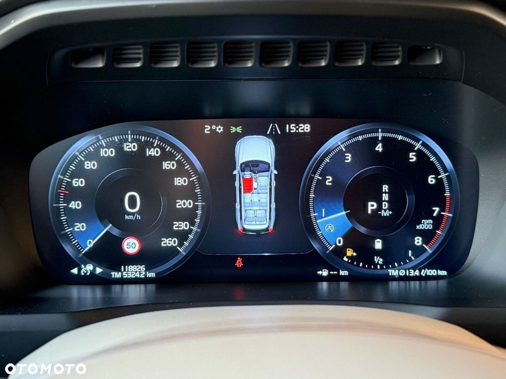 Volvo XC 90 - 17