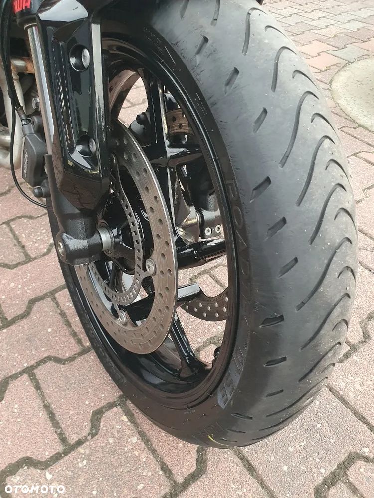 Triumph Trident - 25