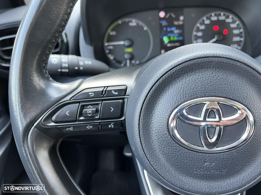 Toyota Yaris 1.5 HDF Comfort Plus - 25