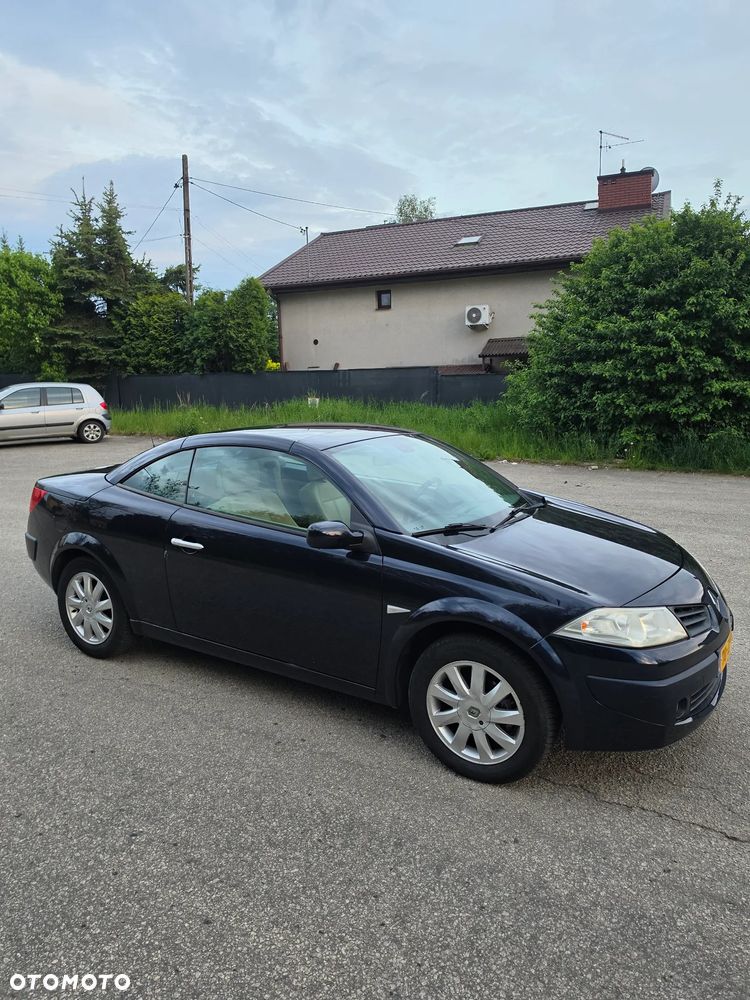 Renault Megane 1.6 Dynamique - 8