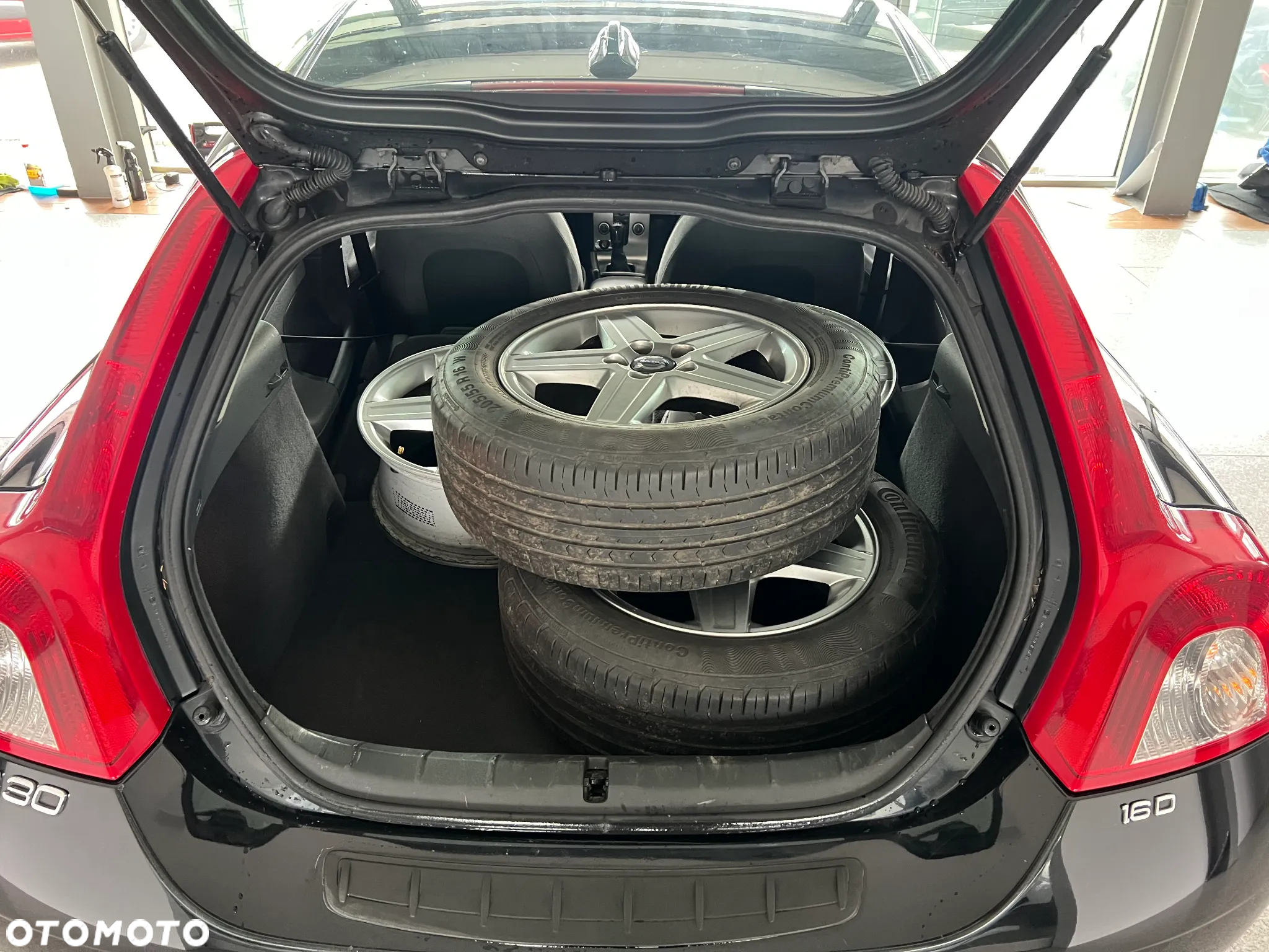 Volvo C30 1.6D Summum - 13