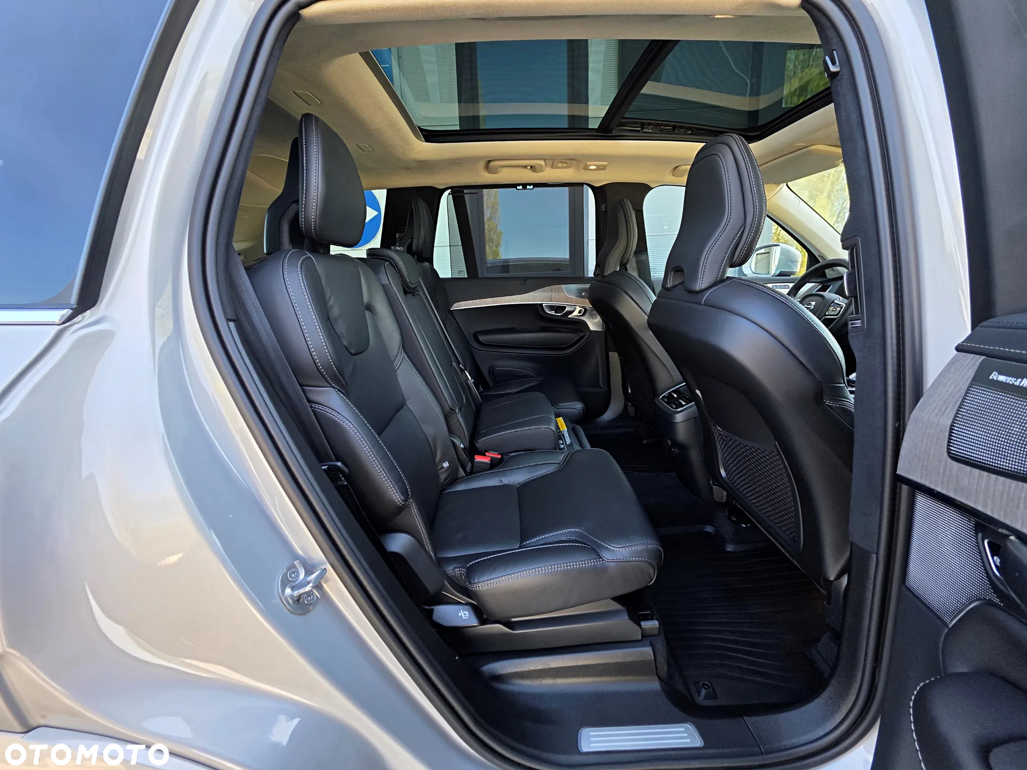 Volvo XC 90 - 24