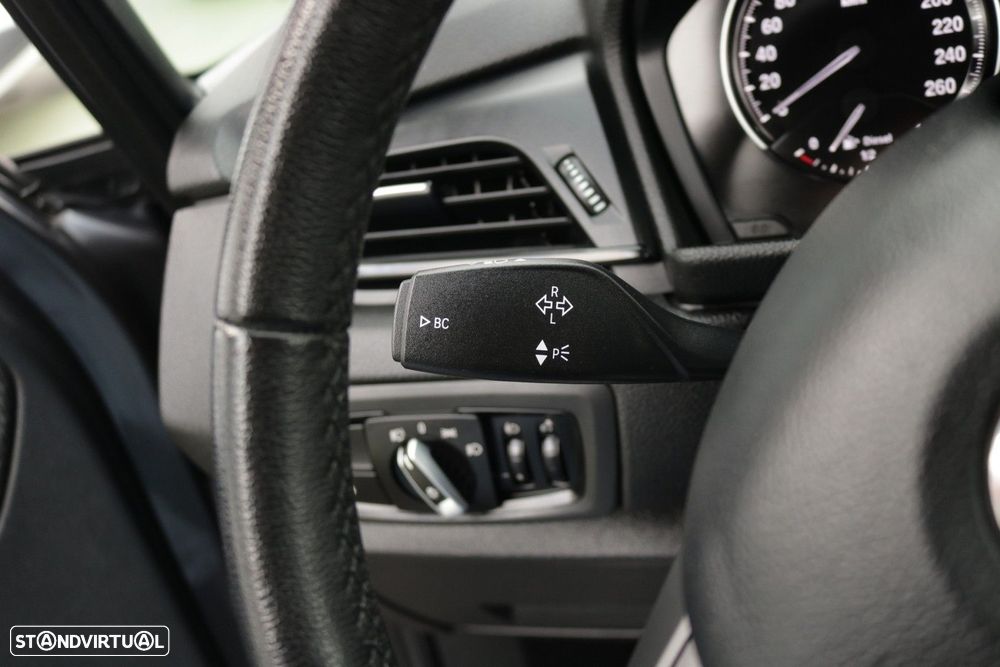 BMW 216 Active Tourer d Advantage - 34