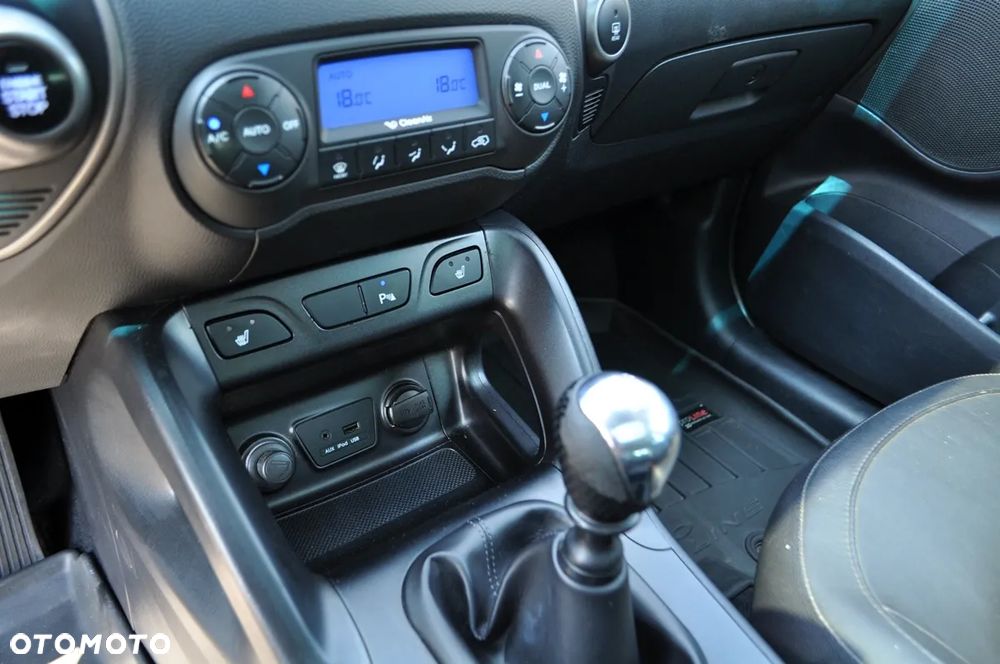 Hyundai ix35 2.0 GDI Premium 4WD - 19