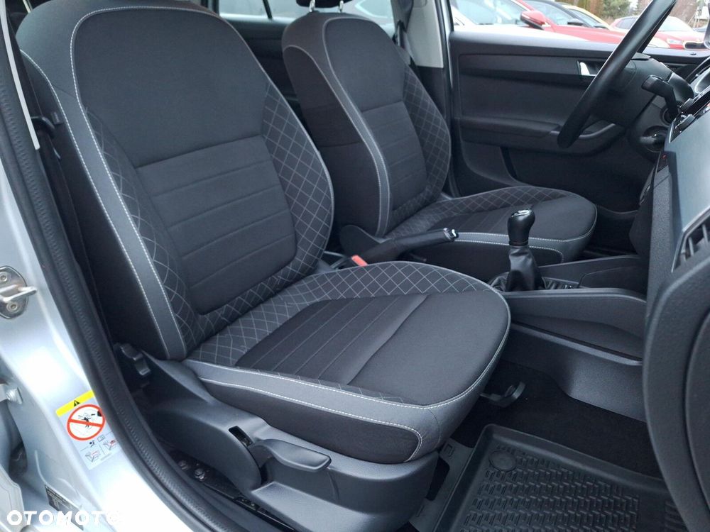Skoda Fabia - 11
