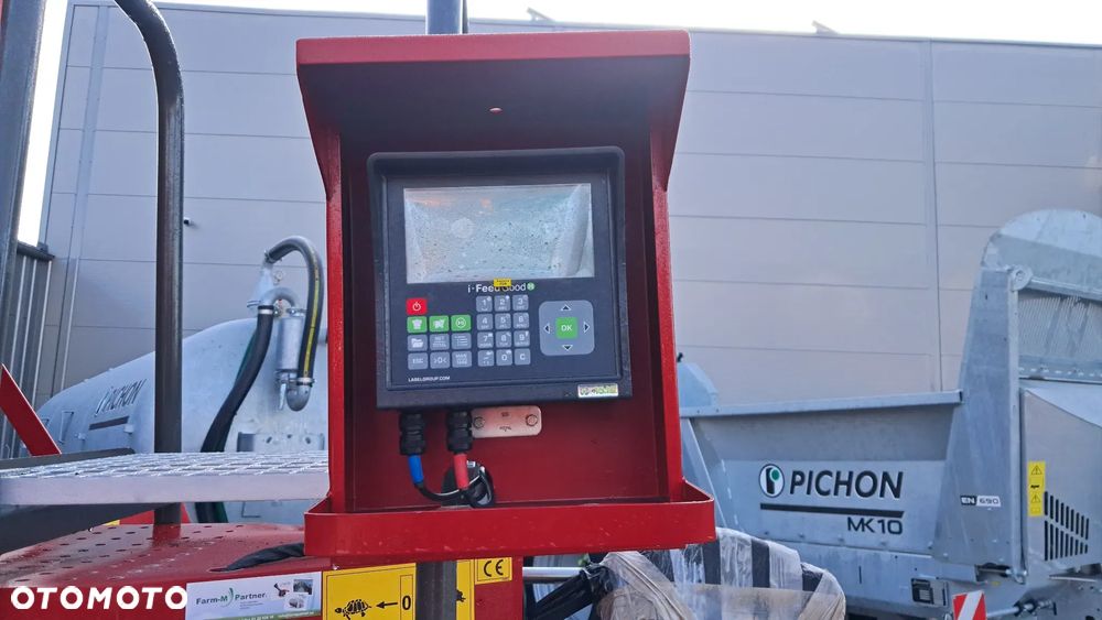 Inny Wóz paszowy 18m3 - 6