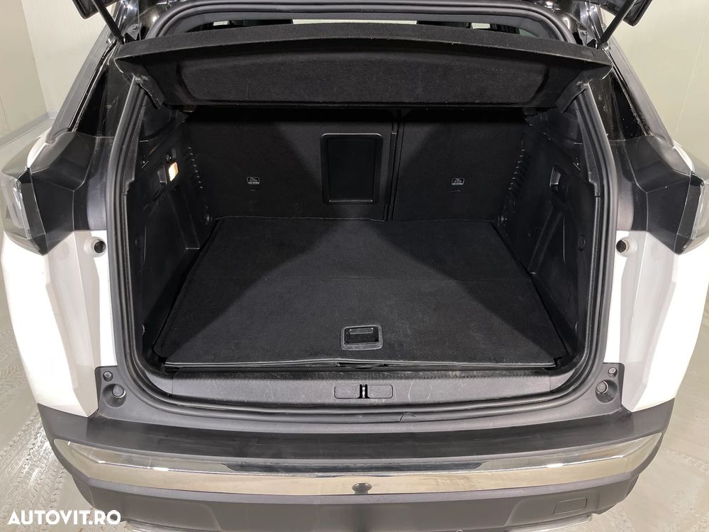 Peugeot 3008 225 e-EAT8 GT - 13