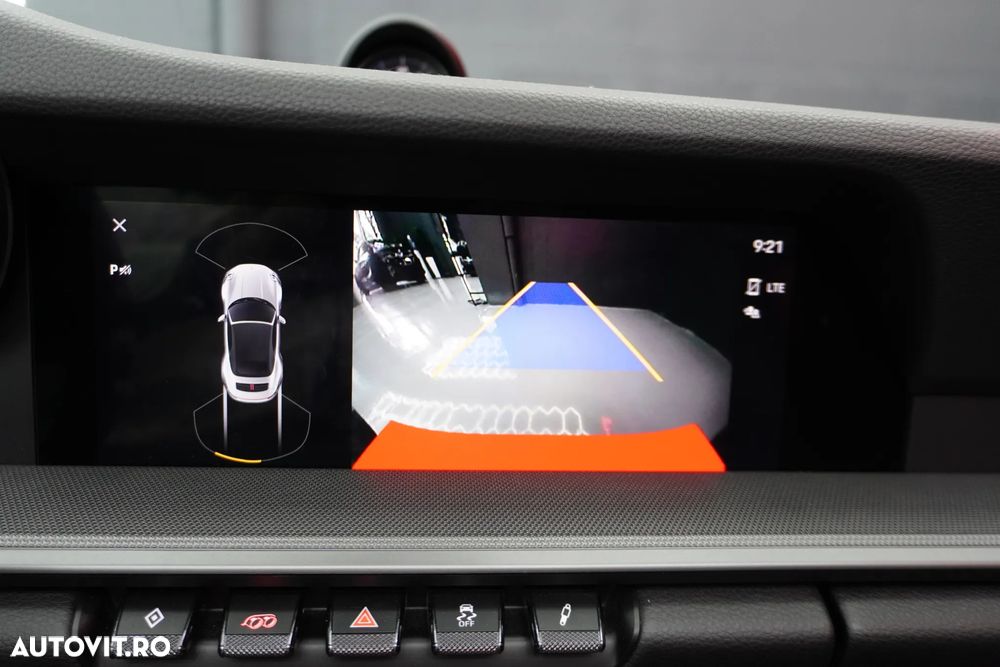 Porsche 911 Carrera PDK - 22