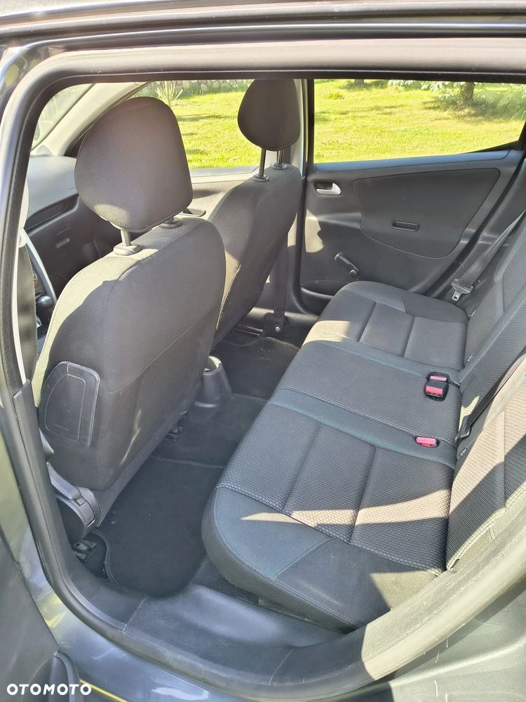 Peugeot 207 1.4 Trendy - 16