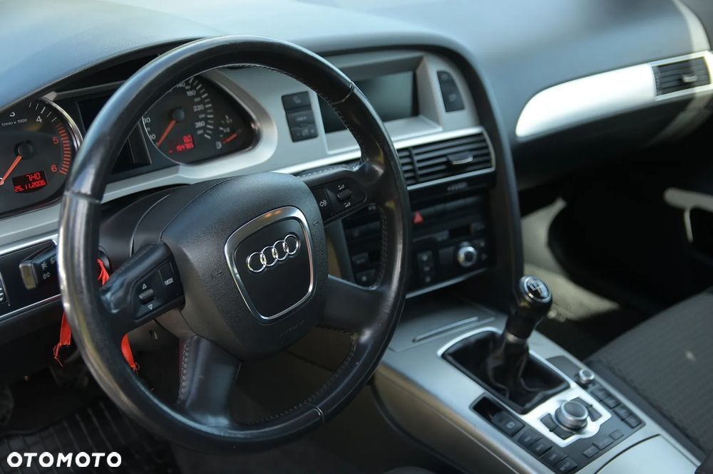 Audi A6 Avant 2.0 TDI - 35