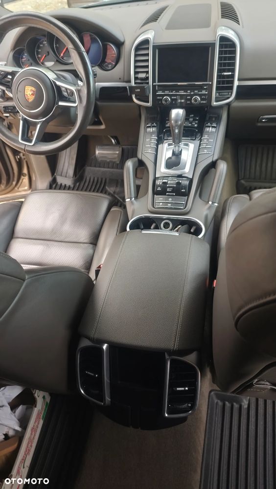 Porsche Cayenne Diesel - 13
