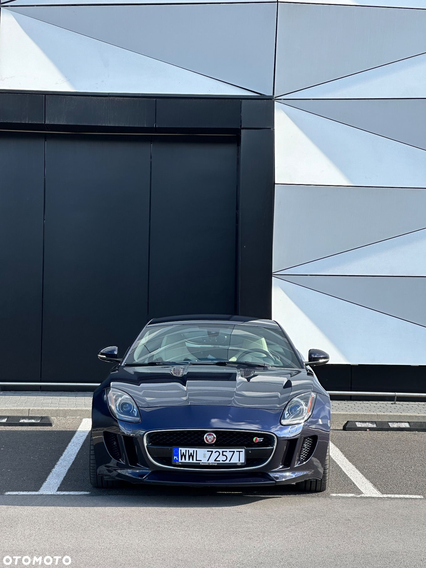 Jaguar F-Type S - 16