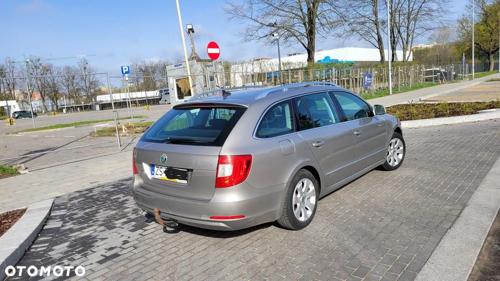 Skoda Superb 1.9 TDI Ambition - 4