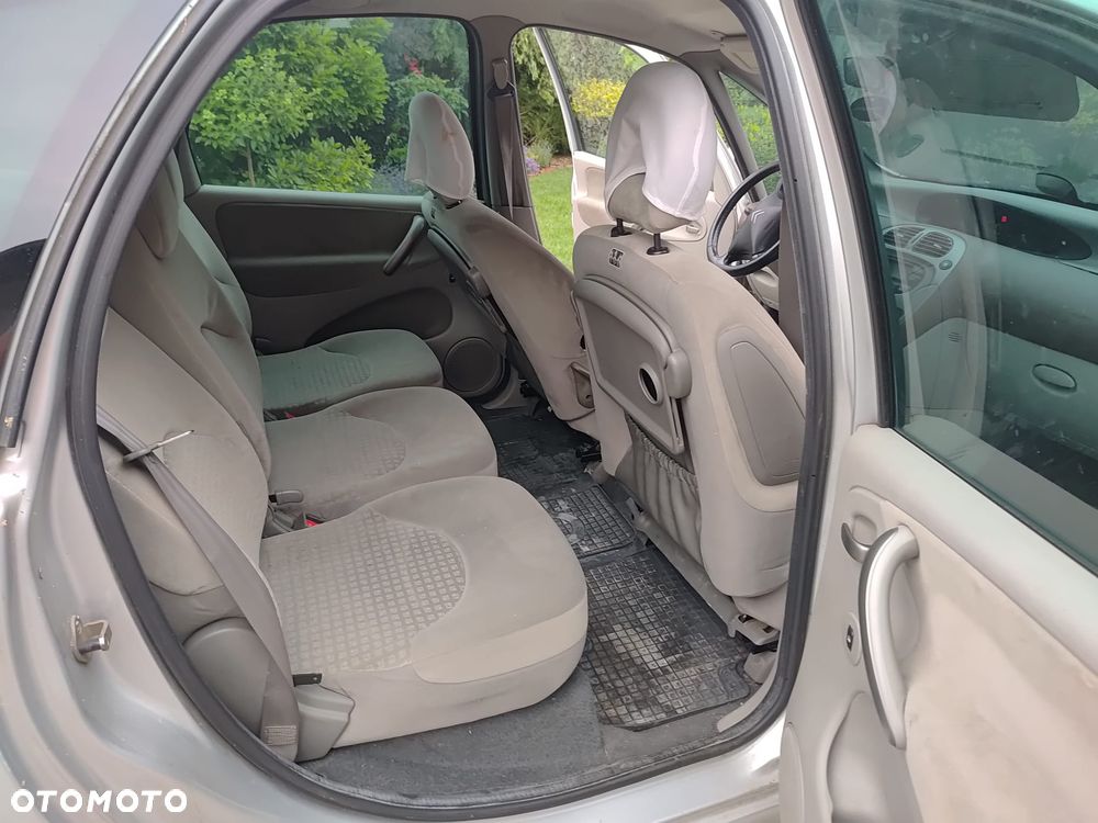Citroën Xsara Picasso 1.6 16V Magic - 10
