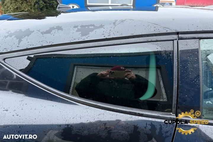 Geam fix caroserie spate dreapta Renault Megane 3 [2008 - 2014] - 1