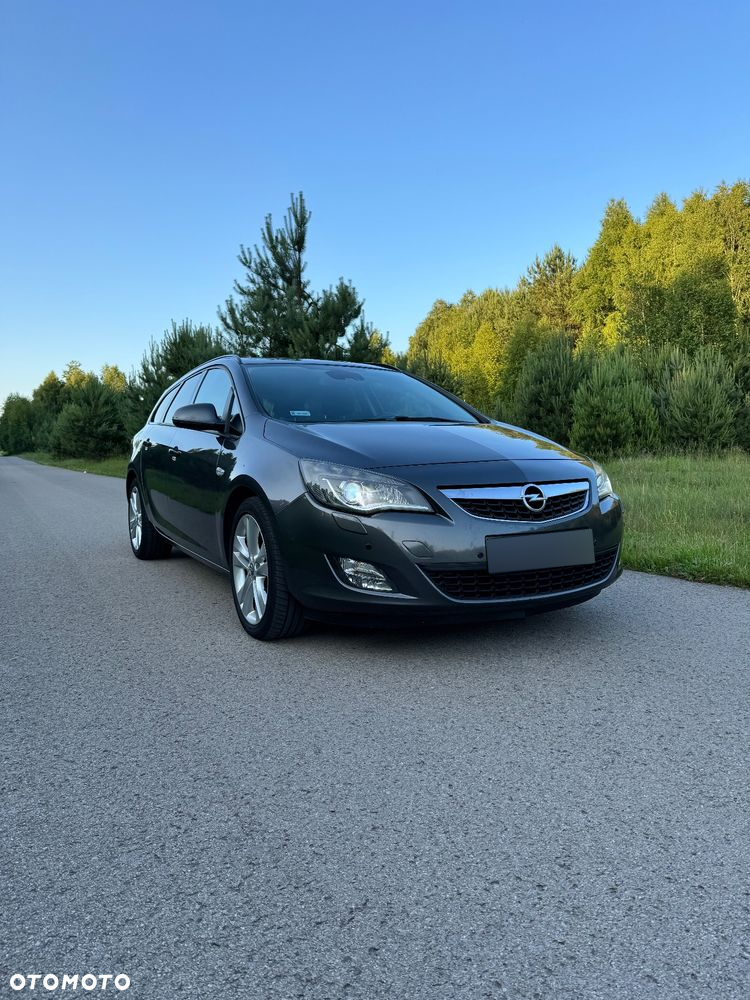Opel Astra IV 2.0 CDTI Cosmo - 6