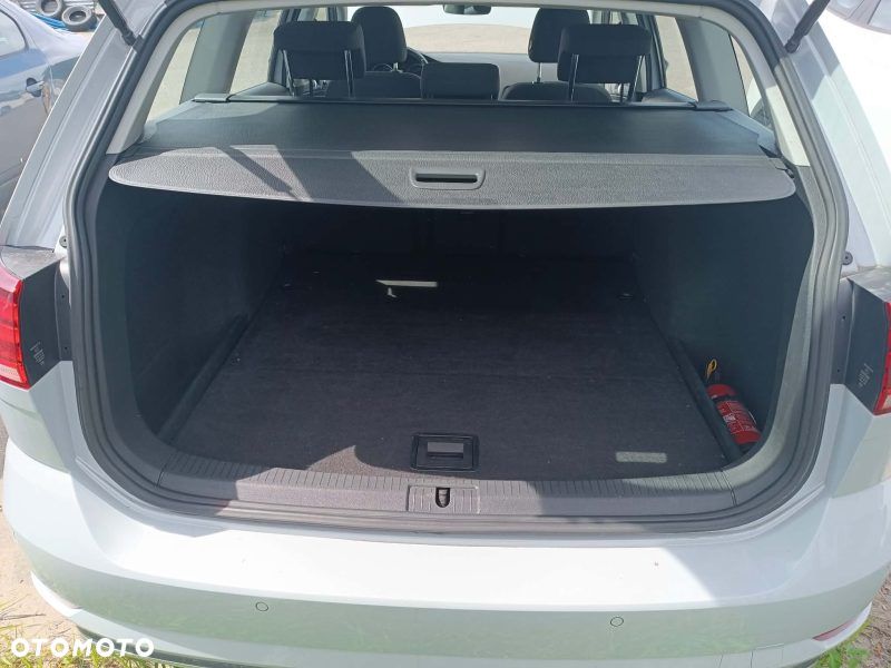 Volkswagen Golf 1.6 TDI BMT Comfortline - 10