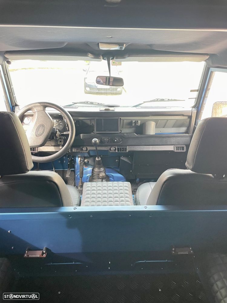 Land Rover Defender 90 2.5 TDi Metal Top - 10