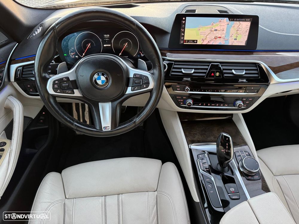 BMW 530 e iPerformance Pack M - 21