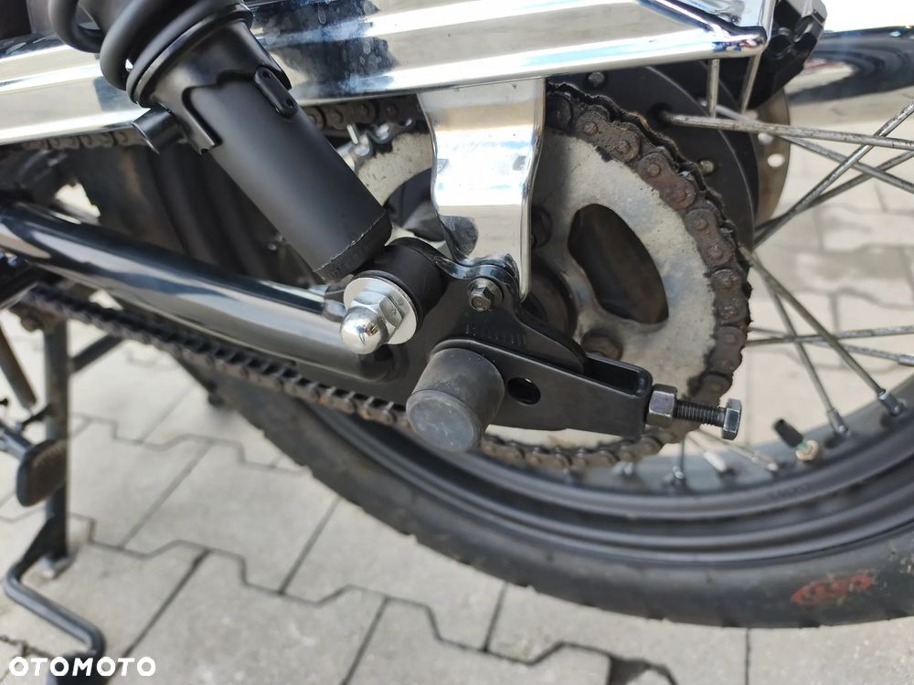 Brixton Cromwell - 30