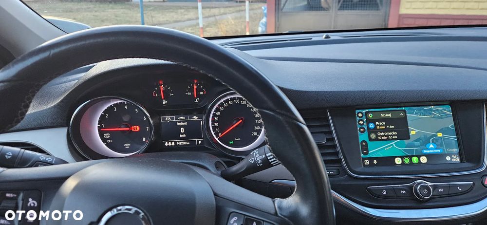 Opel Astra 1.4 T Enjoy S&S - 33