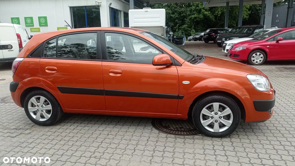 Kia Rio 1.4 (klm swo) / Comfort + - 27
