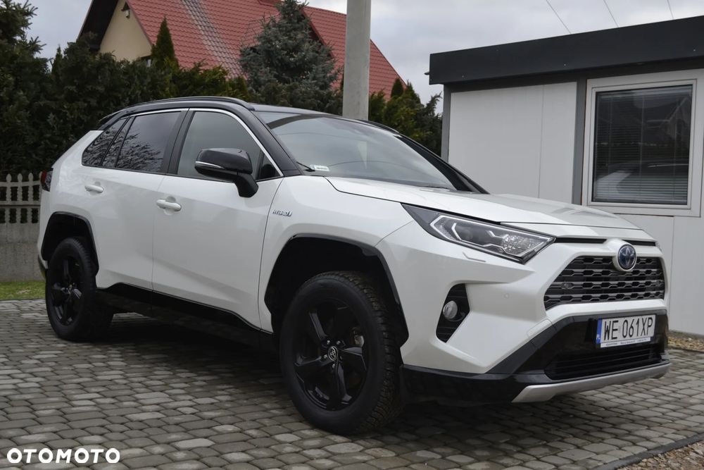 Toyota RAV4 - 9