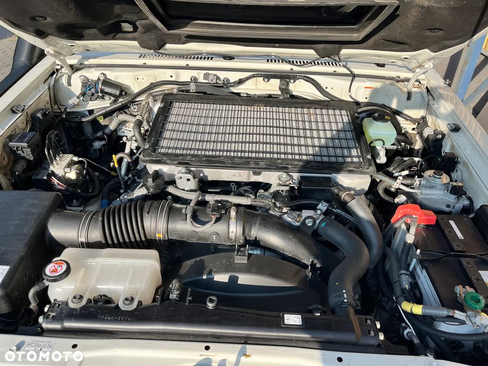 Toyota Land Cruiser - 17
