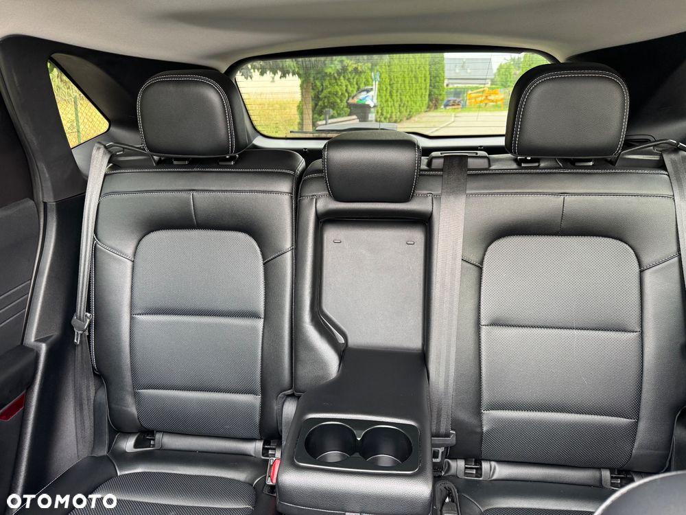 Ford Escape 2.0 EcoBoost AWD Titanium - 27