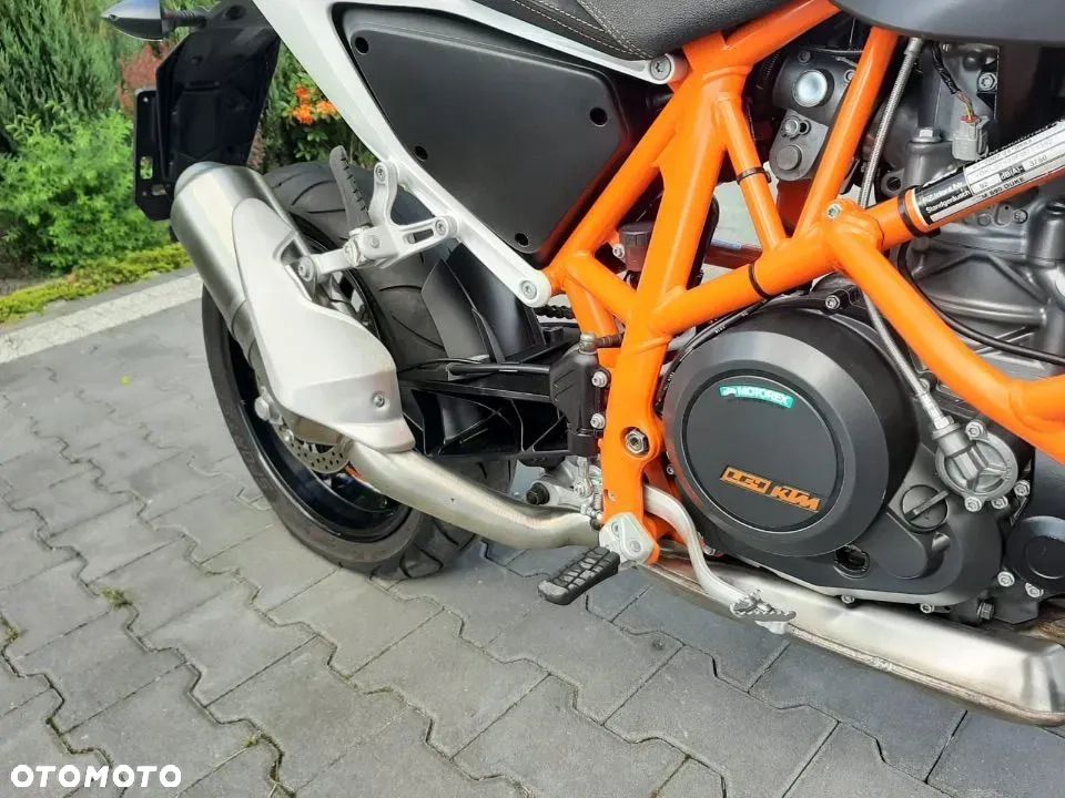 KTM Duke - 16