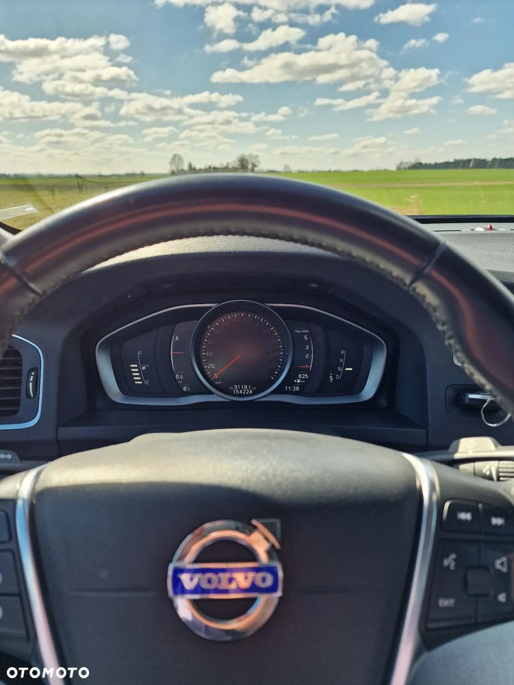 Volvo S60 D4 Geartronic Momentum - 23
