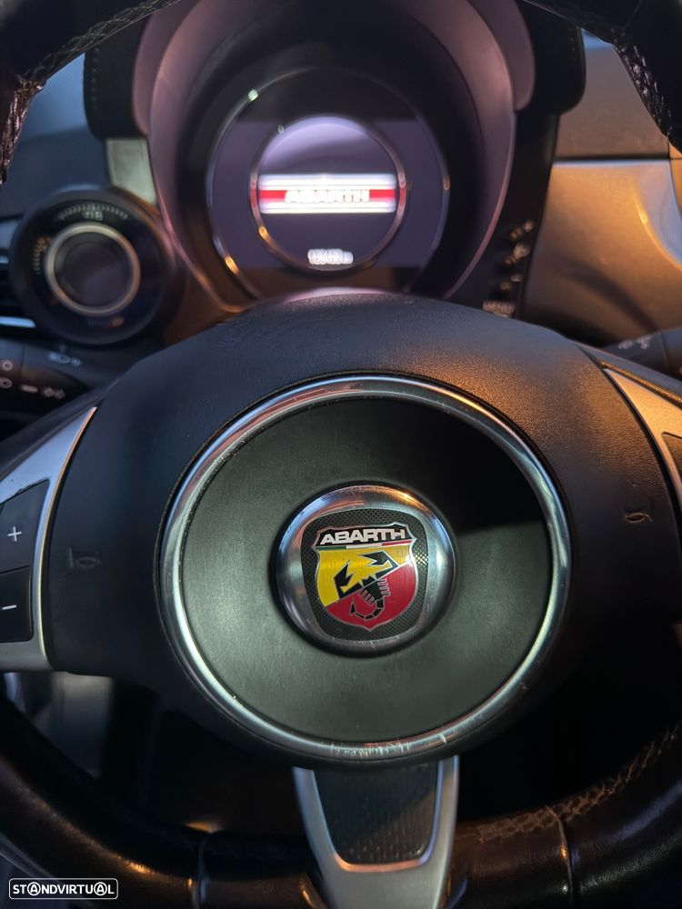 Abarth 500 1.4 T-Jet Competizione - 10