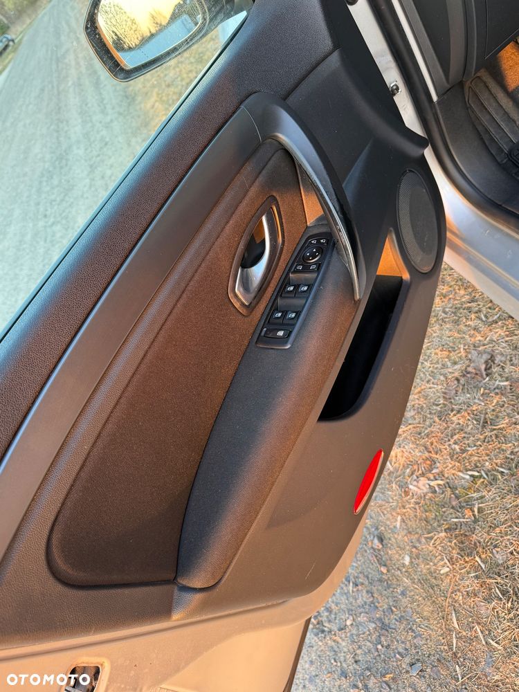 Renault Laguna 2.0 DCi FAP Expression - 15