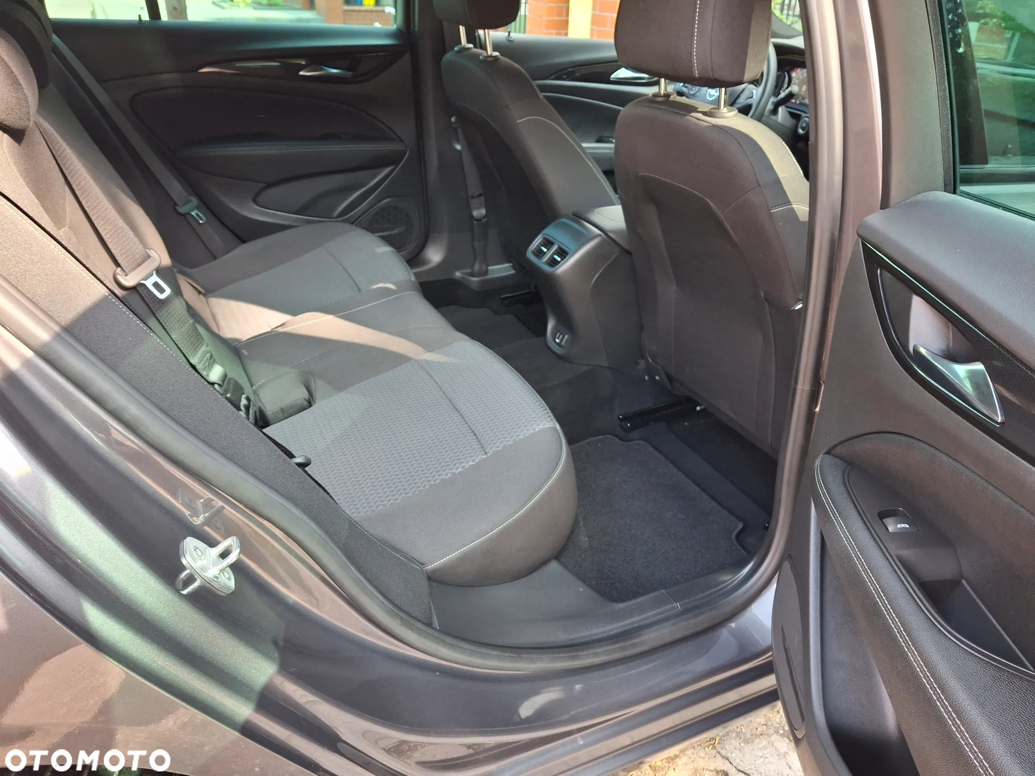 Opel Insignia 2.0 CDTI Business Edition S&S - 30
