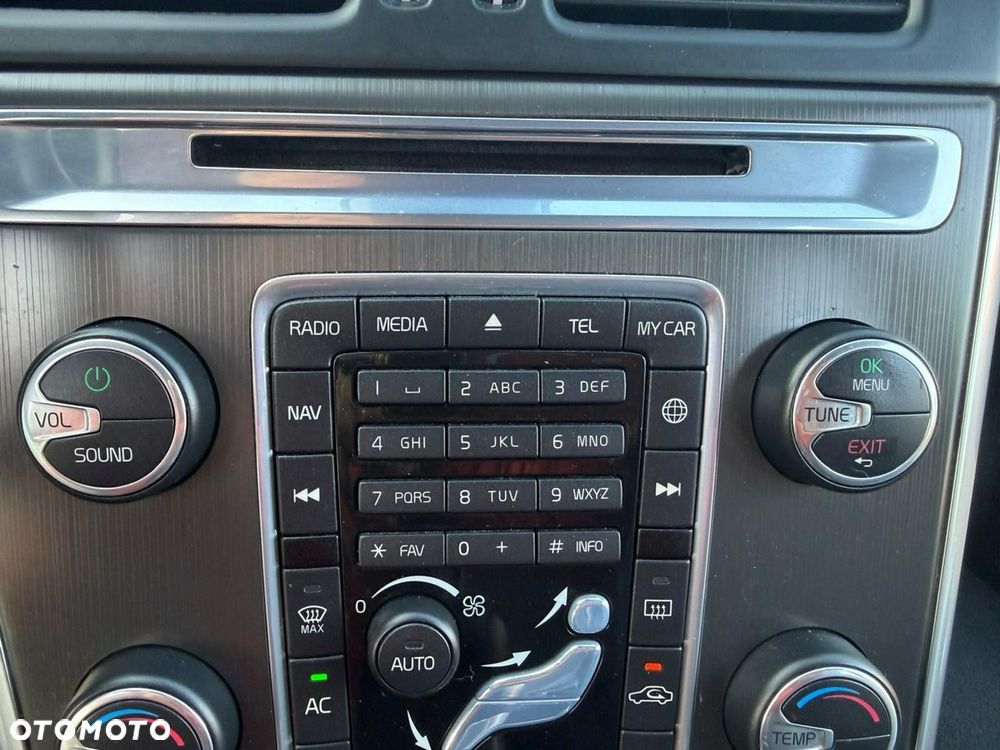 Volvo XC 60 - 16