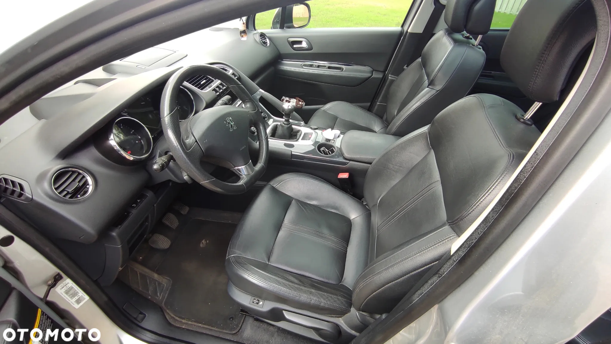 Peugeot 3008 1.6 HDi Premium - 7