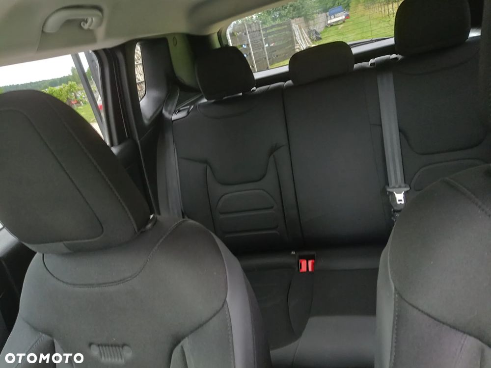 Jeep Renegade 1.6 MultiJet Night Eagle - 17