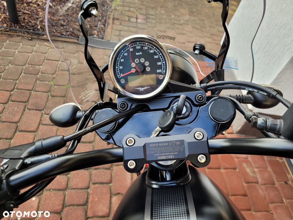 Moto Guzzi V7 - 20