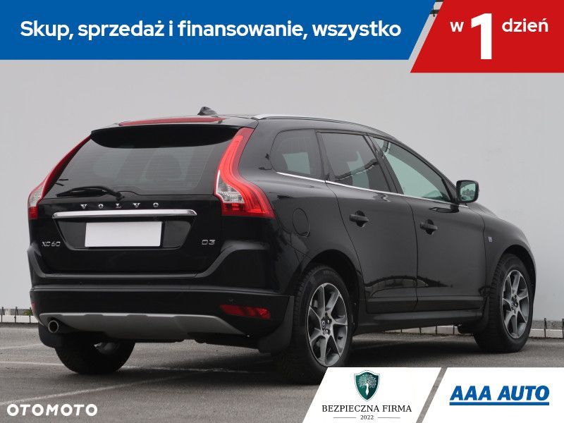 Volvo XC 60 - 6