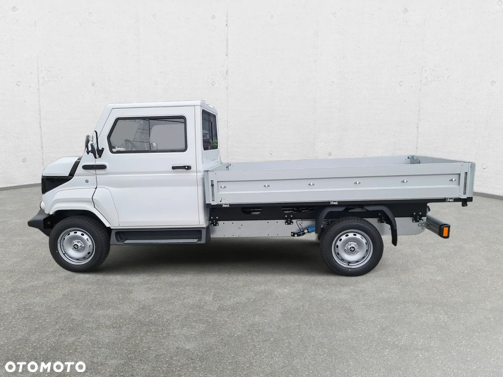 Evum Motors aCar - 8