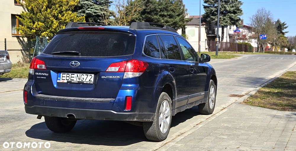 Subaru Outback - 3