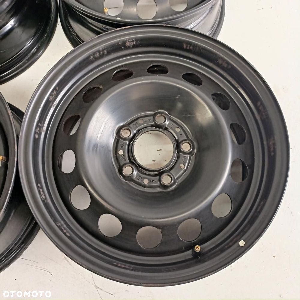 Felgi 5x120 16 BMW Seria 3 E90 E91 4szt (F6957) - 3