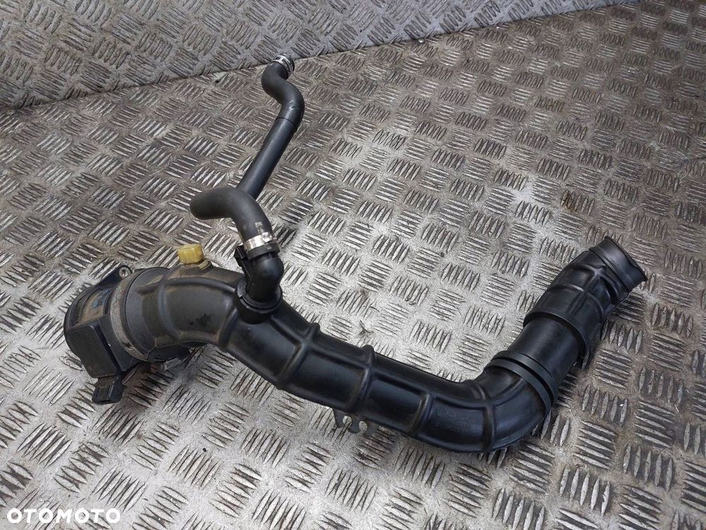 RURA DOLOT POWIETRZA PRZEPŁYWOMIERZ VOLVO S40 I LIFT 617210 7700105010B - 1