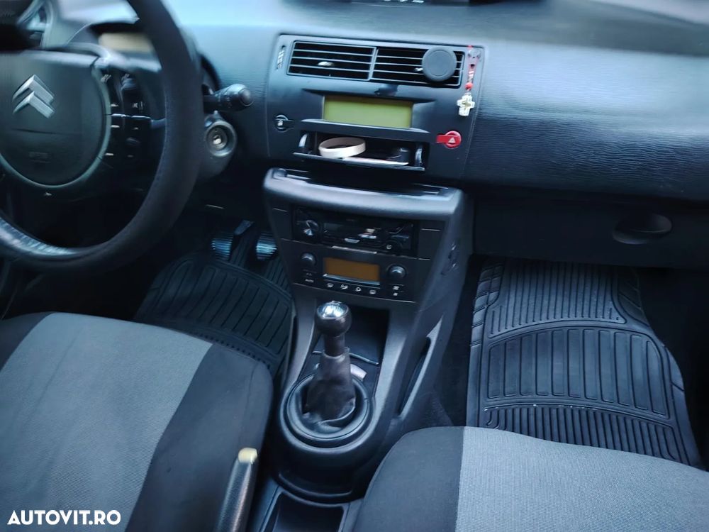 Citroën C4 1.6 HDI FAP Confort - 3