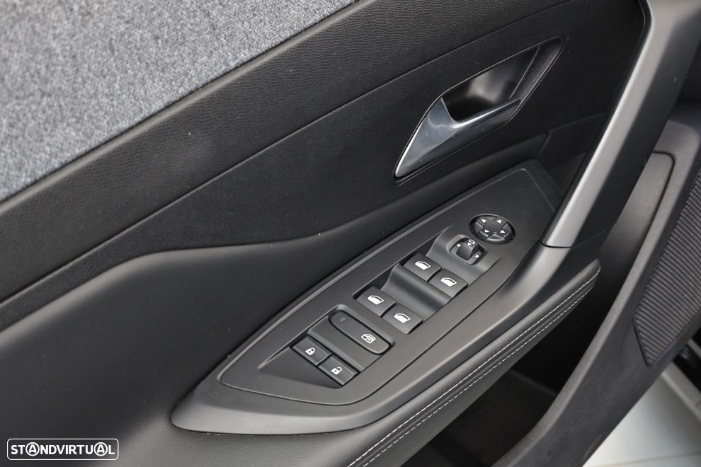 Peugeot 308 SW 1.2 PureTech Allure EAT8 - 25