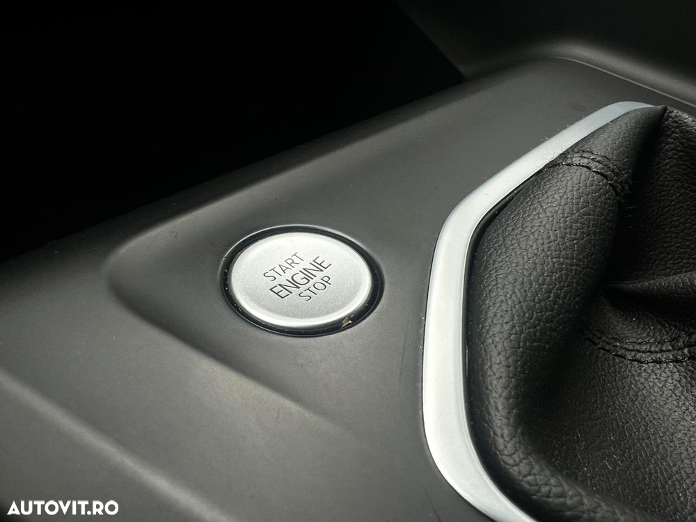 Volkswagen Golf - 40