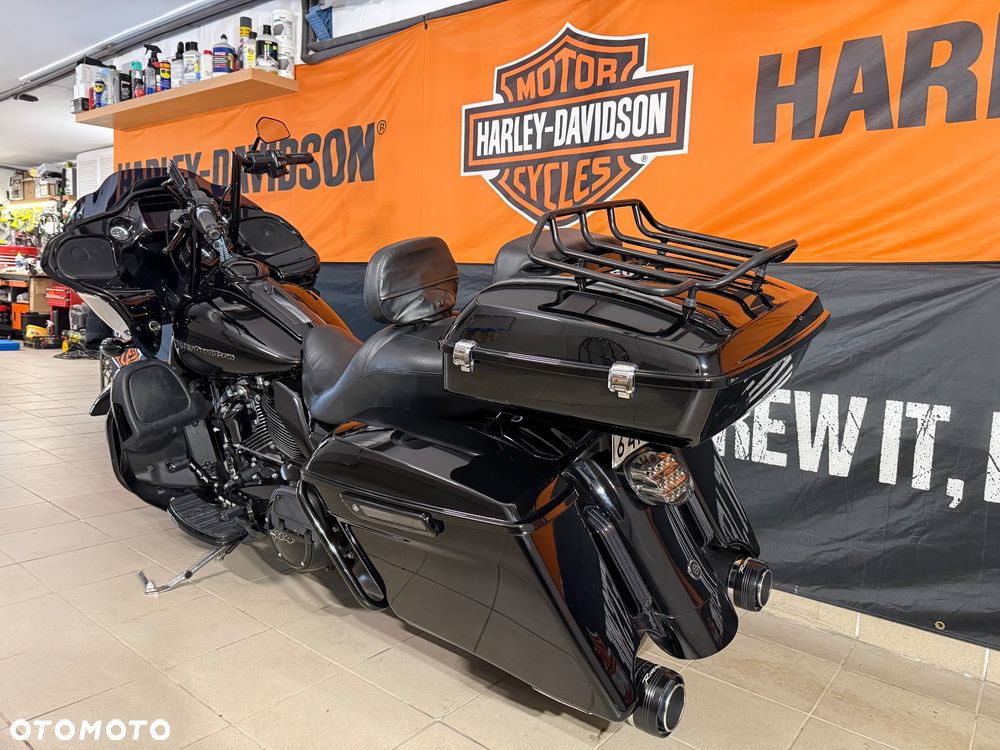 Harley-Davidson Touring Road Glide - 9