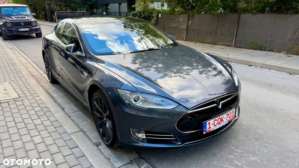 Tesla Model S 2015 photo 4